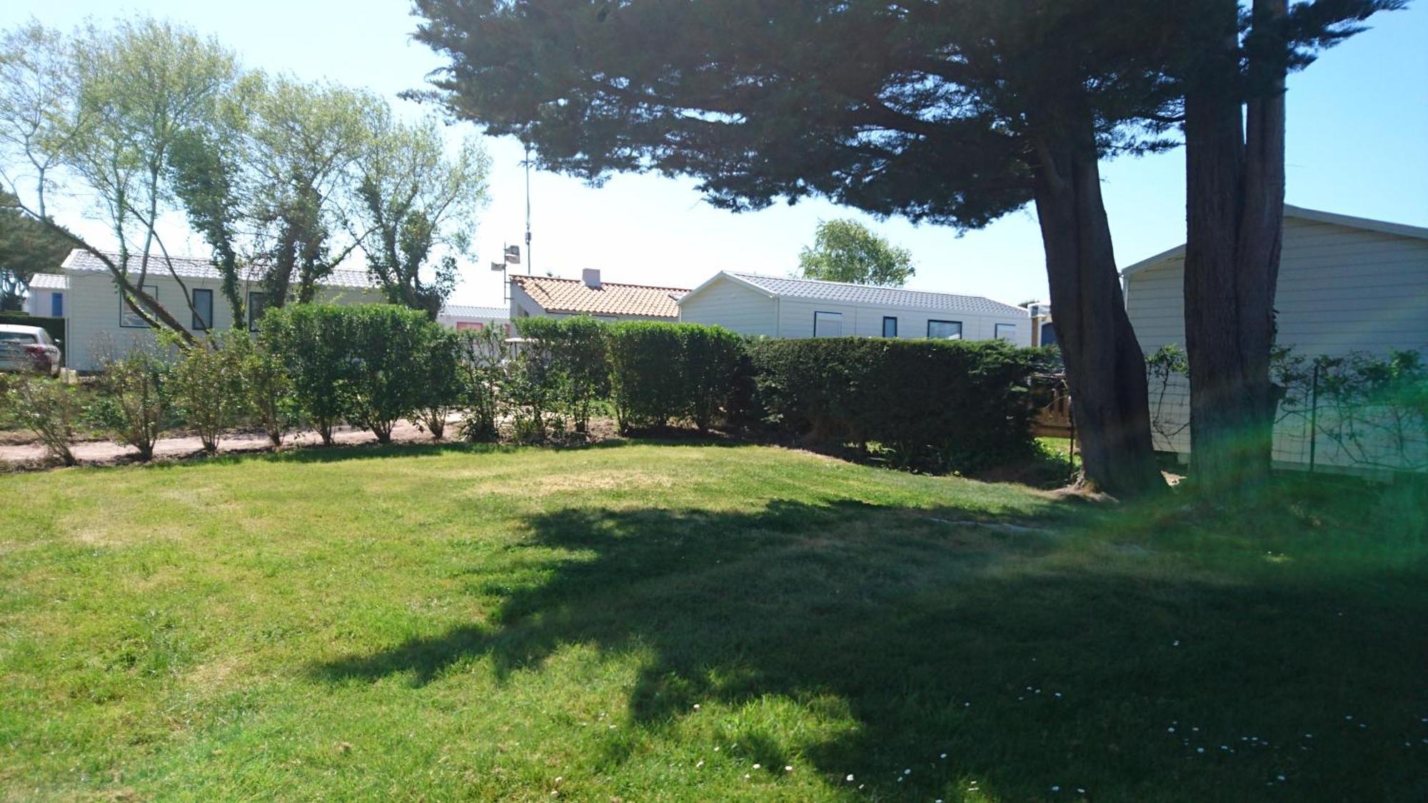Camping L'Ocean Brem-Sur-Mer Esterno foto